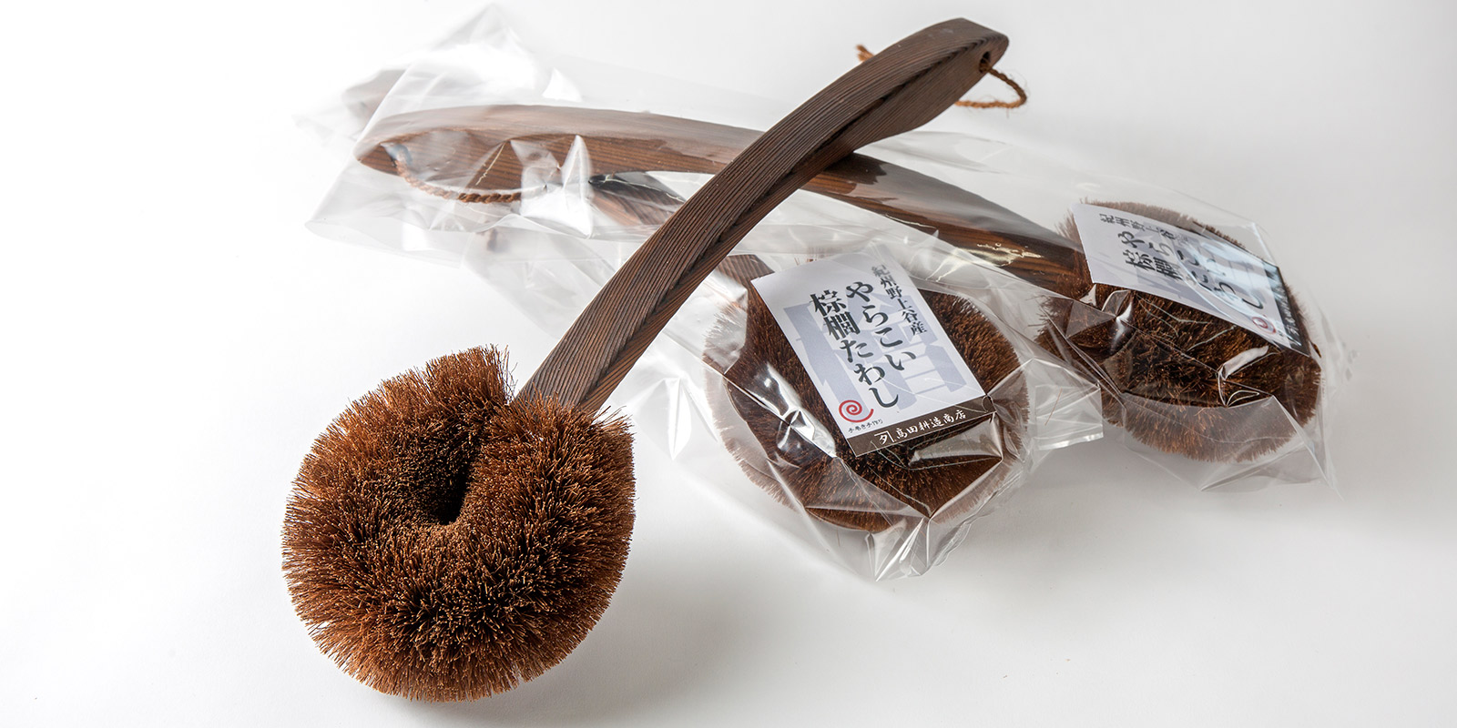 プレミア和歌山 髙田耕造商店 紀州産 からだ用棕櫚たわし 檜柄